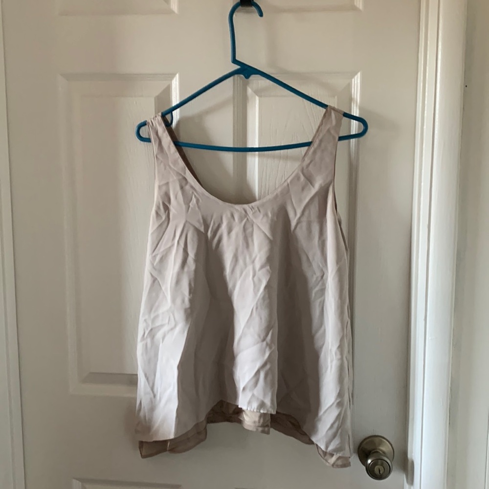 Reversible top